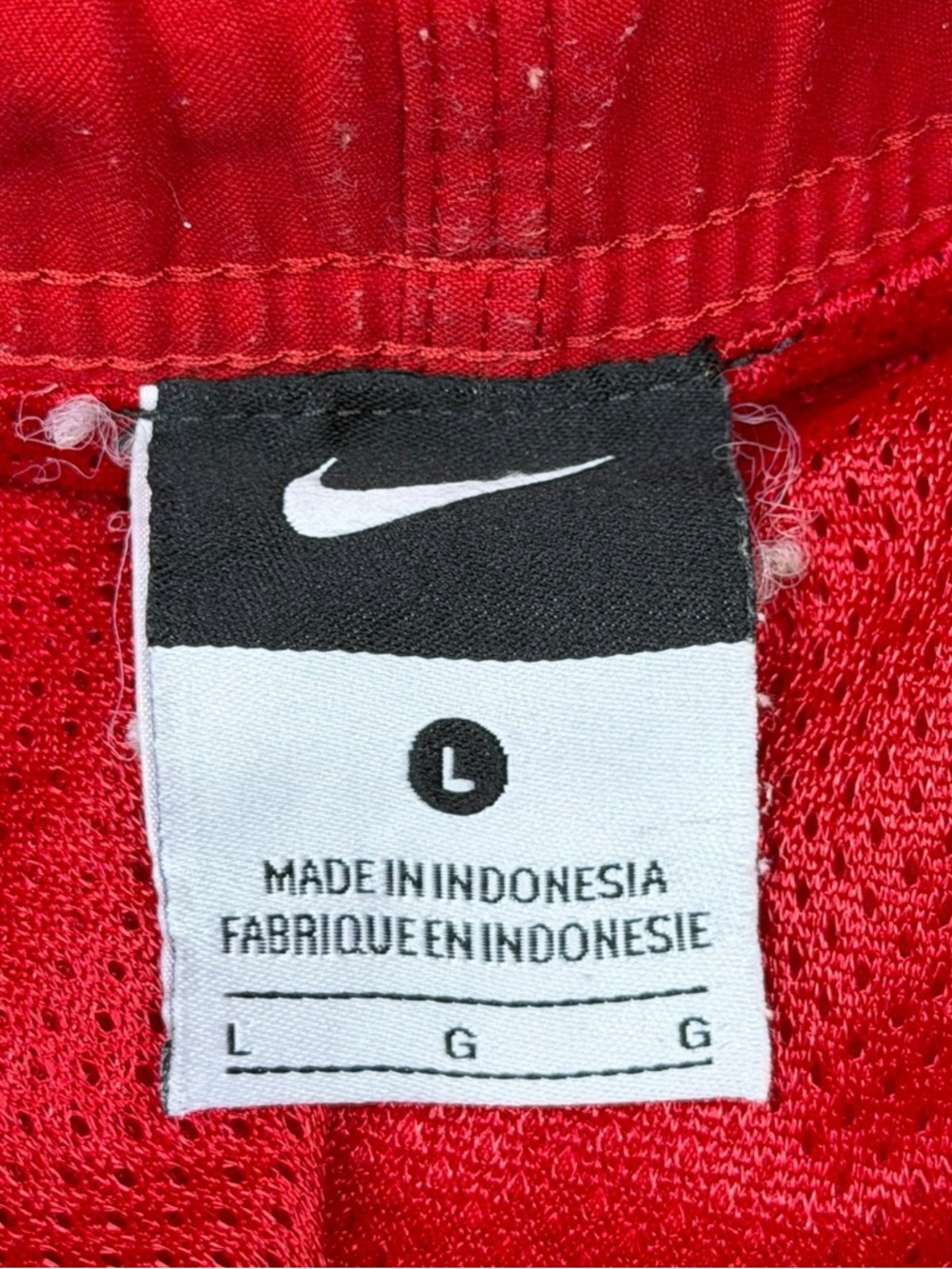 10/$25🦋 Vintage Nike Red & Black Athletic Shorts - Size Large - Picture 7 of 11